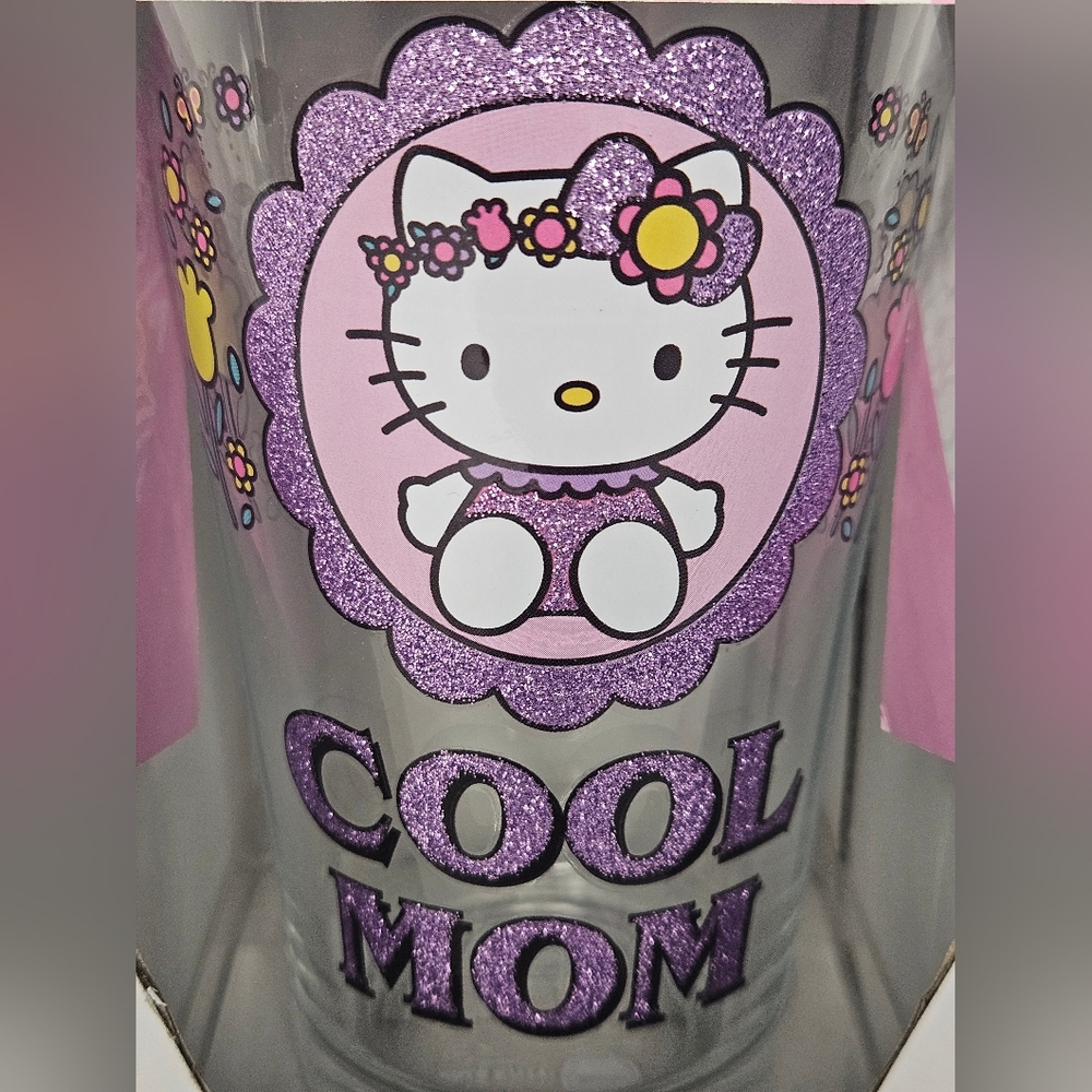 Hello Kitty Cool Mom Glass Cup NIB